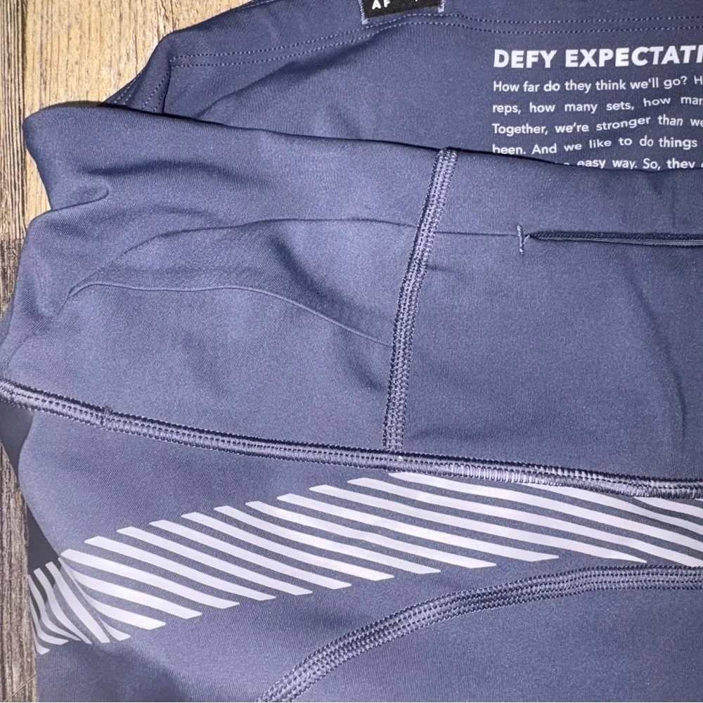 ATHLETA leggings Allyson Felix Legend 7/8 Tight Leggings size L Violet - Picture 5 of 16